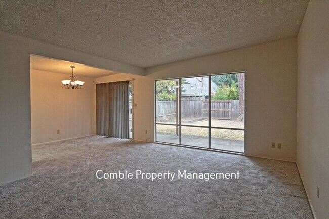 Foto del edificio - 426 164th Ave NE