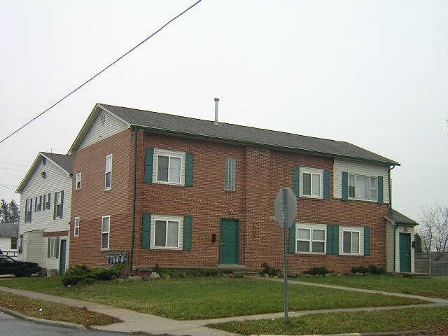 Foto principal - 754 1st Ave