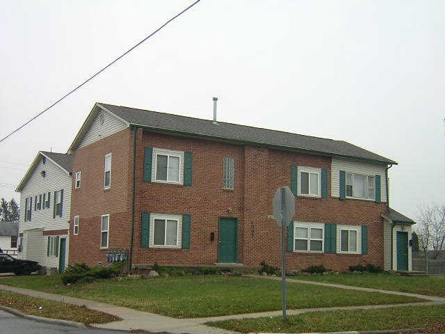 Primary Photo - 754 1st Ave