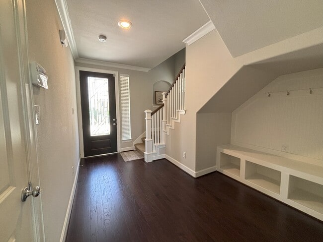 Building Photo - 9611 Knights Station Dr