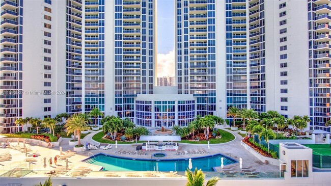 Foto del edificio - 19111 Collins Ave