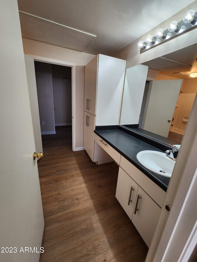 Foto del edificio - 3302 N 7th St