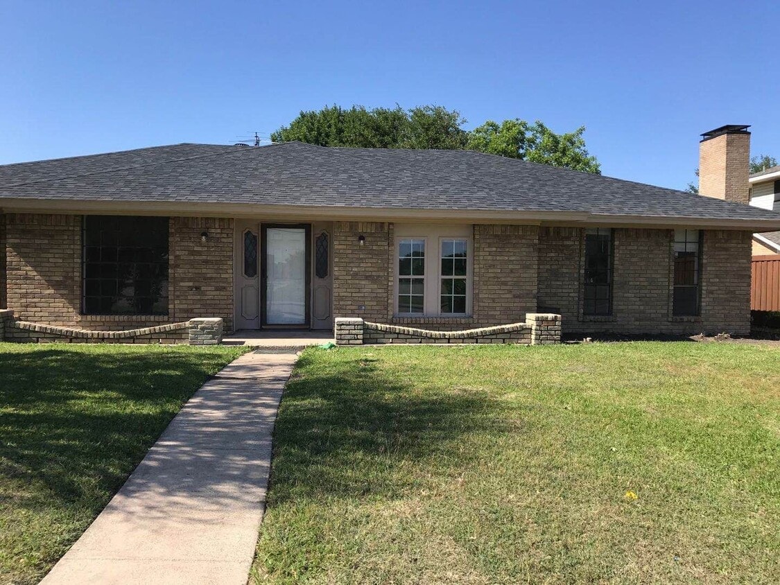 Great 3 Bedroom Home - Great 3 Bedroom Home