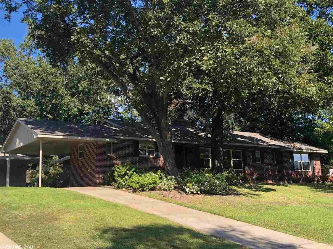Primary Photo - 7108 Kingwood Rd