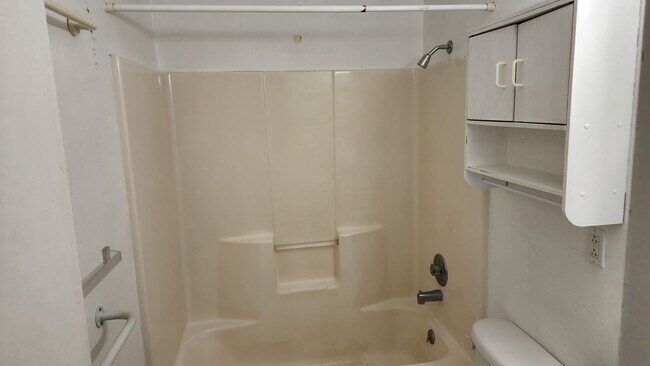 Foto del edificio - 3 Bed/1 Bath Suburban House in Ferndale