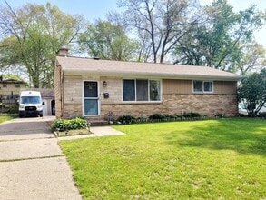 Building Photo - 1486 Beech St SW