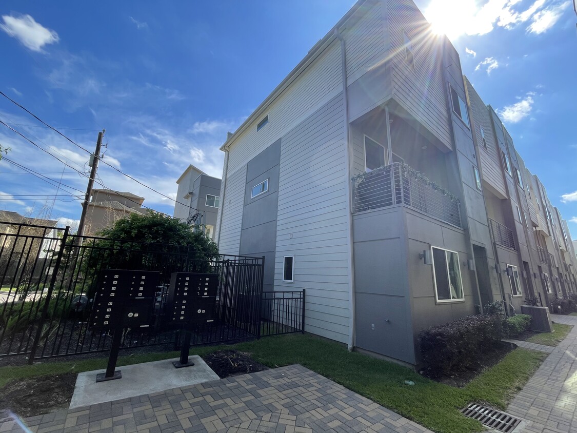 331 Eado Park Cir, Houston, TX 77020 House Rental in Houston, TX