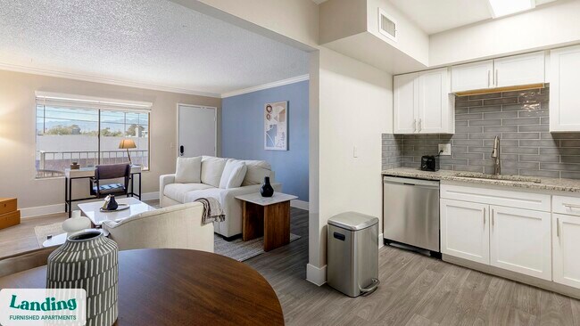 Foto del edificio - 2301 S Valley View Blvd