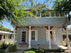 Building Photo - 1025 S Victoria Ave