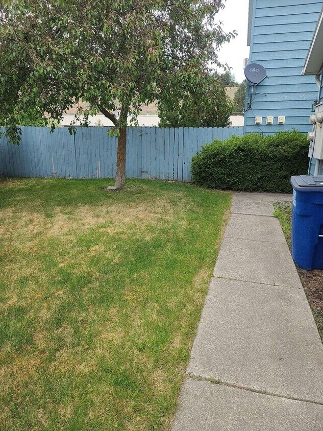 Foto principal - 4210 E 2nd Ave