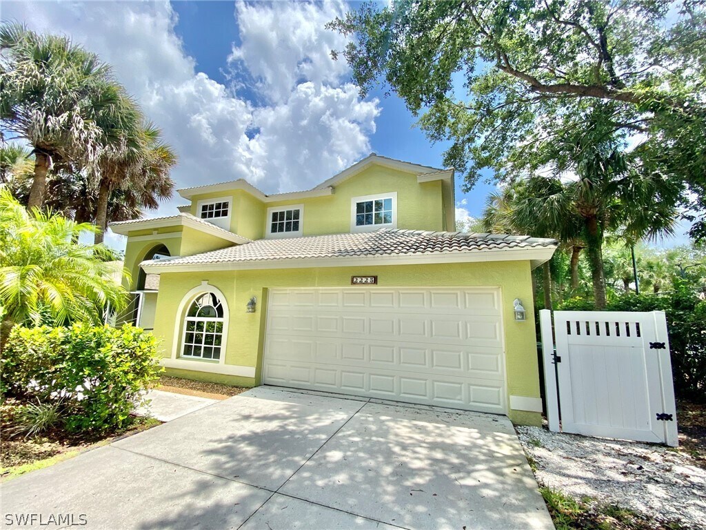 2225 Heritage Greens Dr, Naples, FL 34119 House Rental in Naples, FL