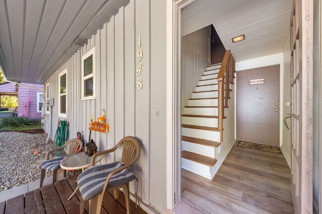 Foto del edificio - Updated 3 bedroom duplex