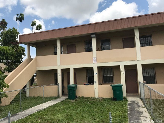 Building Photo - 3265 NW 47th St