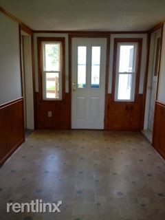 Building Photo - 110 Parkside Dr