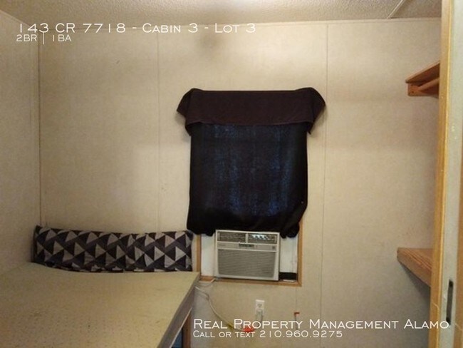 Foto del edificio - 2 bedroom 1 bathroom country home