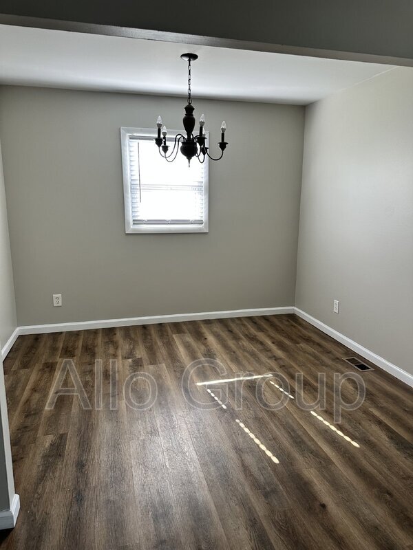 Photo - 23 Freeport Rd House