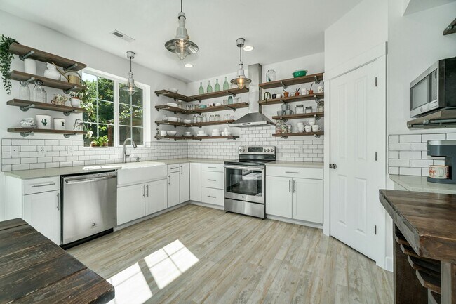 Foto del edificio - Woodinville Estate's Cozy Home