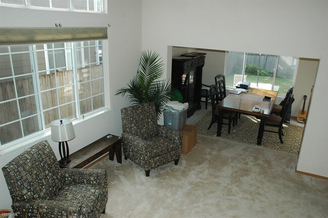 Foto del edificio - 16584 White Mountain Rd SE