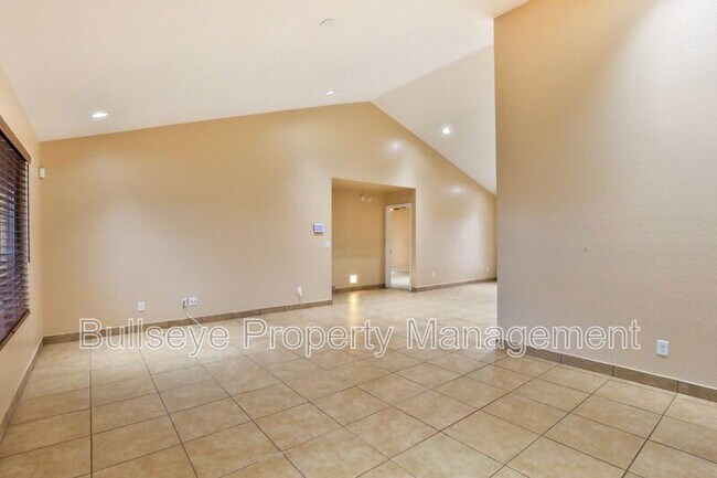 Foto del edificio - 7153 S Butte Ave