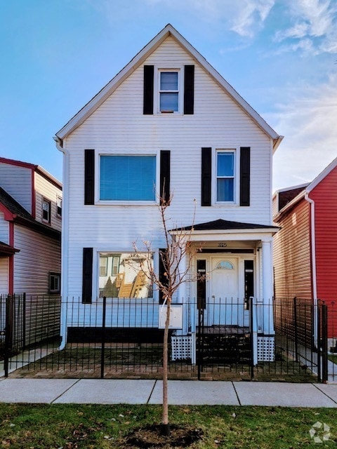 Building Photo - 3325 W 37th Pl