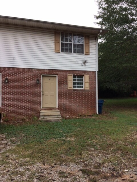 Foto principal - 523 Gadsden Rd NW