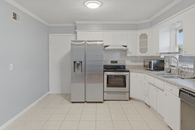 Foto del edificio - 2209 N 82nd Terrace