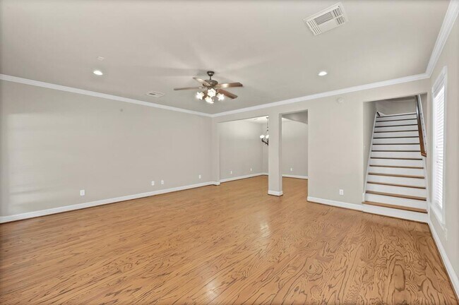 Foto del edificio - 4631 Trembling Forest Ln