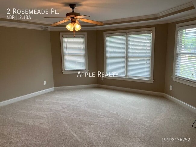 Building Photo - 2 Rosemeade Pl