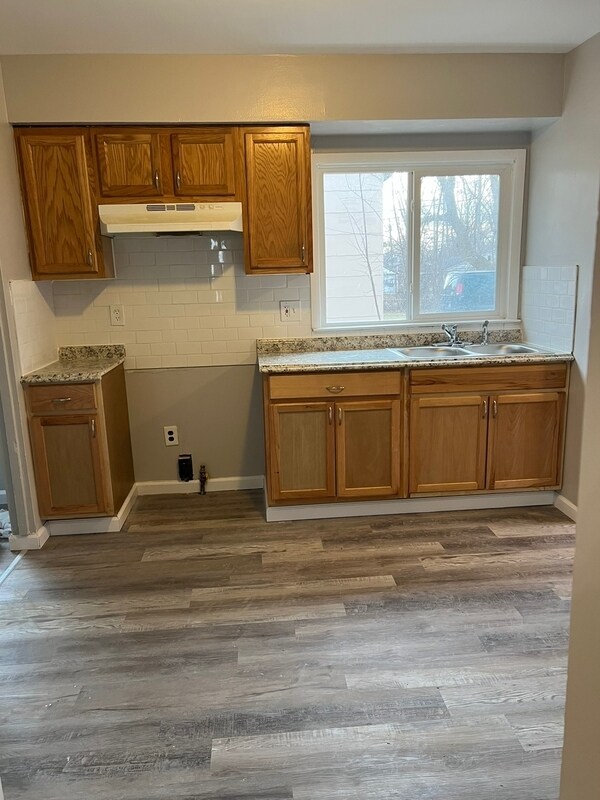 Building Photo - 14131 Heyden St