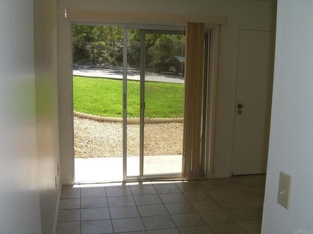 Foto del edificio - 27715 Mountain Meadow Rd