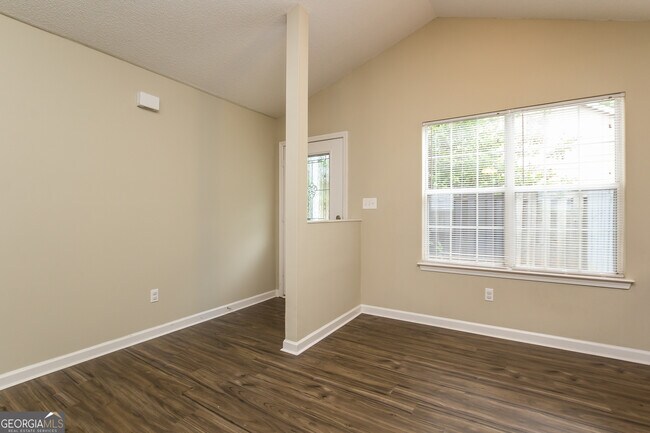 Building Photo - 1476 Cain Ct