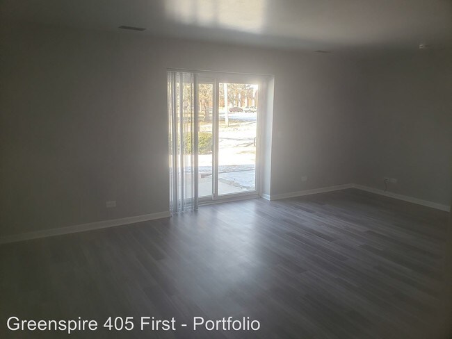 Foto del edificio - 405 N 1st St