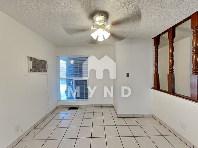 Building Photo - 1401 Doric Dr