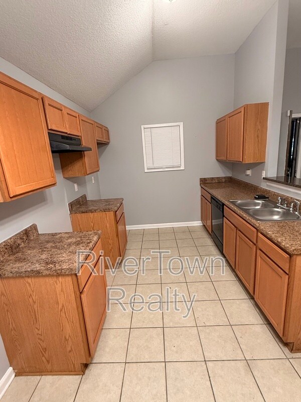 Building Photo - 4669 Raleigh Lagrange Rd