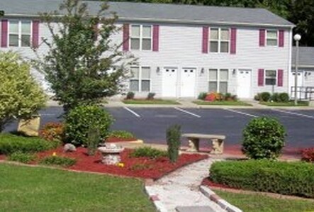 Foto principal - Brookside Square