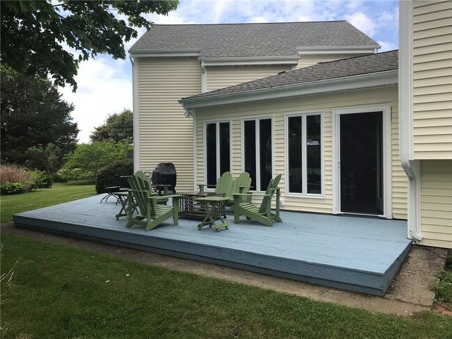 Building Photo - 37 Leeward Ln