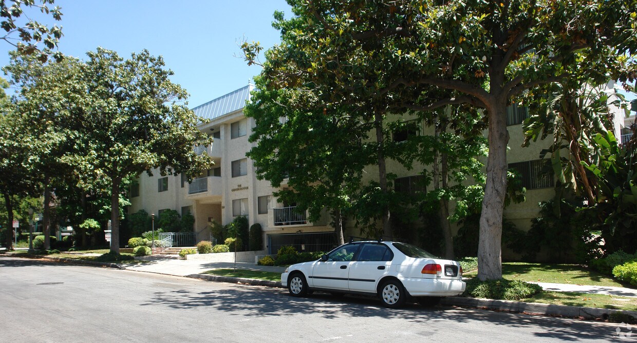 250 S de Oakland - 350 S Oakland