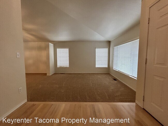 Building Photo - 4 br, 3 bath House - 809 N Mountain View Ave