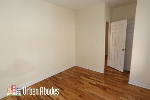 Foto del edificio - 625 W Cornelia Ave