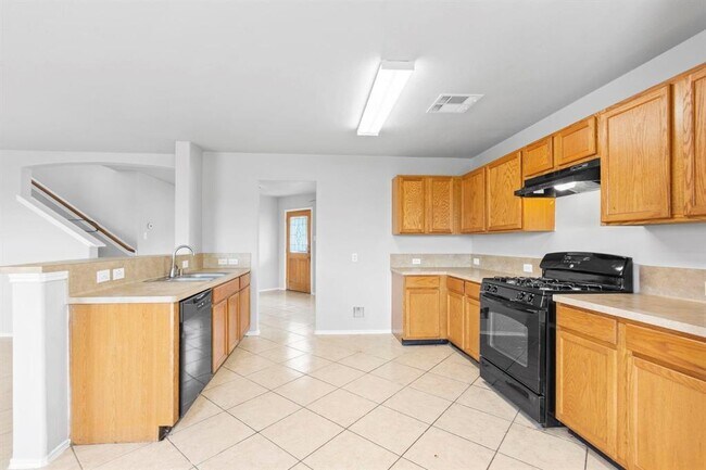 Foto del edificio - 9311 Norwood Trails Dr