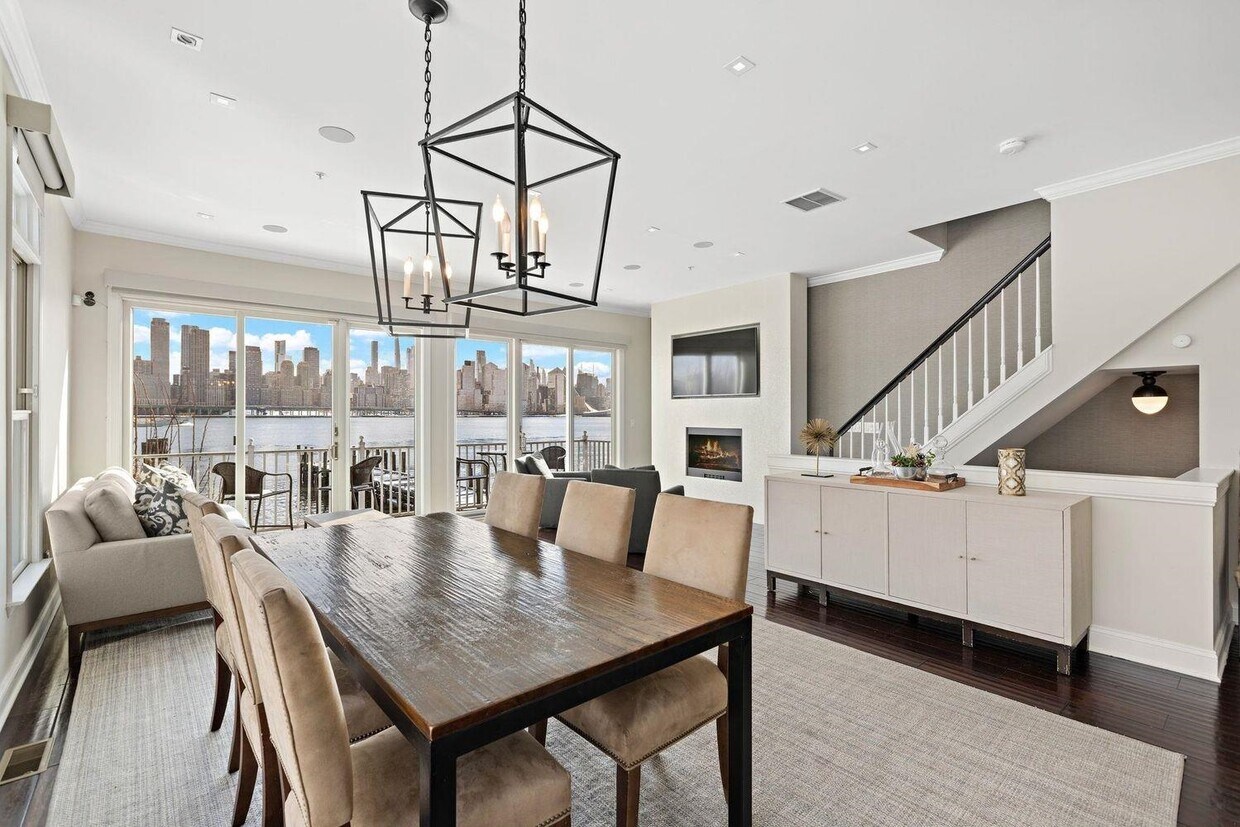 Foto principal - 443 Albany Ct