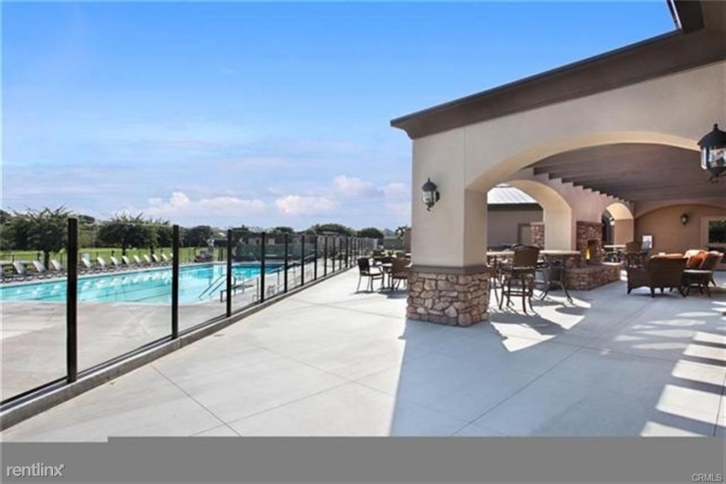 Primary Photo - 33595 Moonsail Dr
