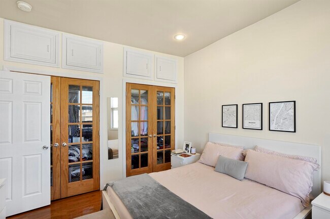 Building Photo - 2614 Palisade Ave
