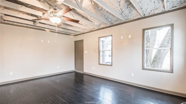 Building Photo - 603 Wellborn Rd