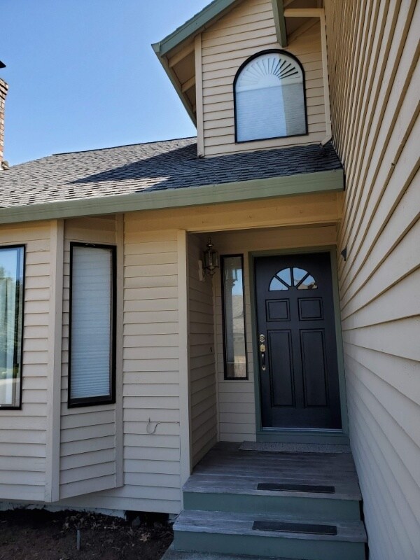 Building Photo - 13250 SE 127th Ave