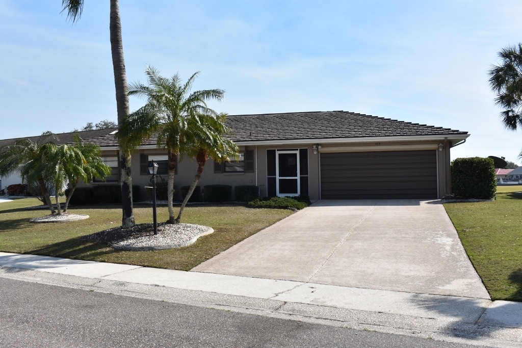 102 Wintersong Ln, Sun City Center, FL 33573 House Rental in Sun City