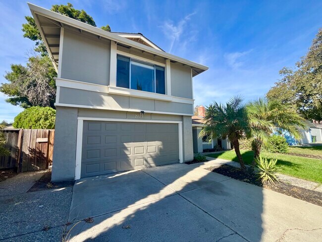 Building Photo - 2775 Georgia Dr