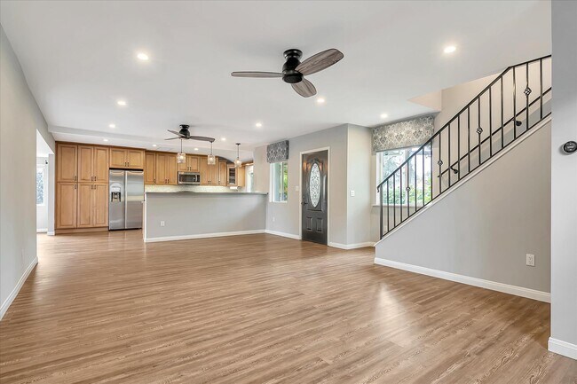 Building Photo - 17317 Sherman Way