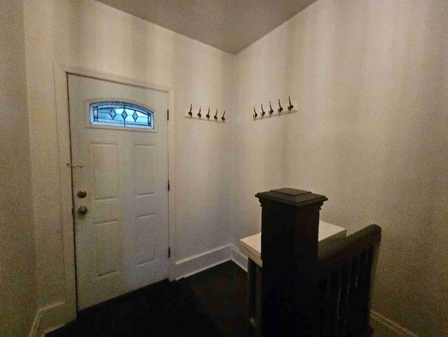 Building Photo - 75 Craighead St