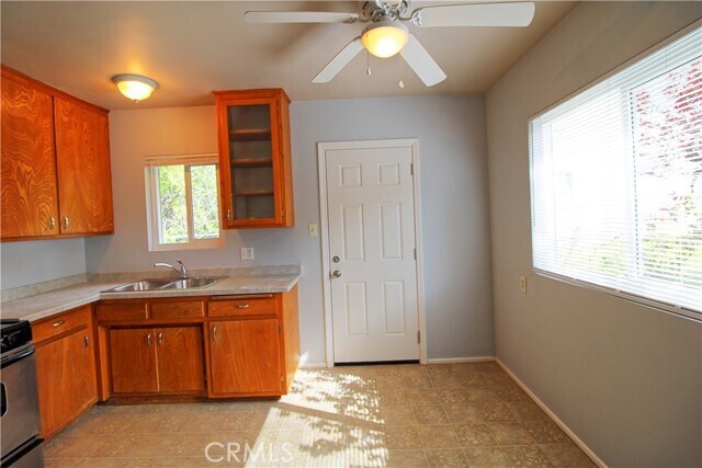 Foto del edificio - 35294 Adams Ln